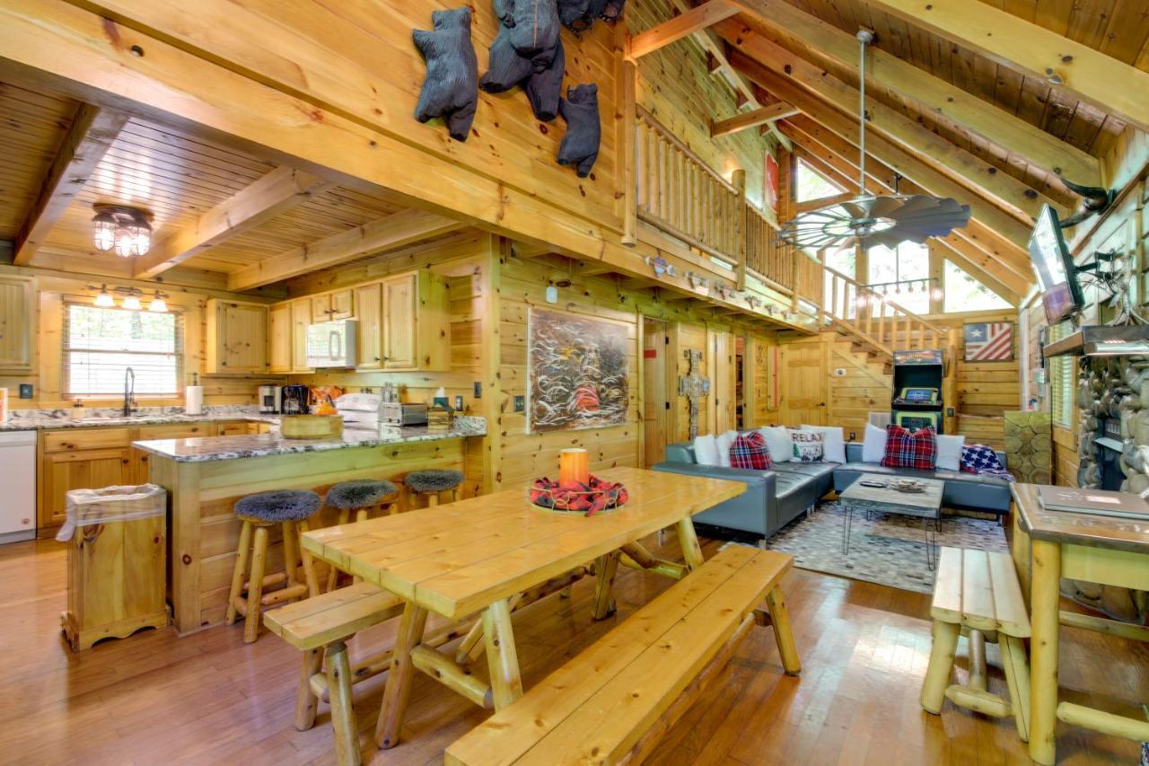 Willa Gatlinburg Family Cabin With Private Hot Tub And Deck! Zewnętrze zdjęcie